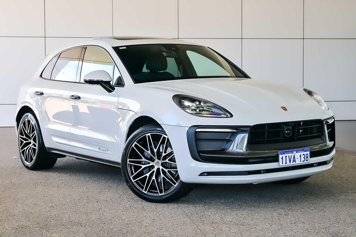 2024 Porsche Macan T 95B