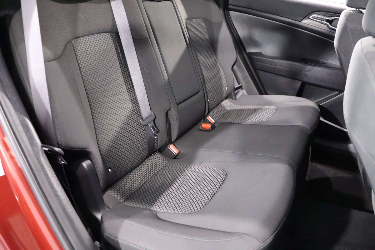 2022 Kia Sportage S NQ5