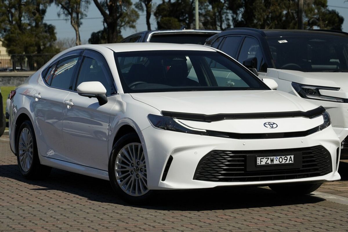 2026 Toyota Camry Ascent AXVH80R