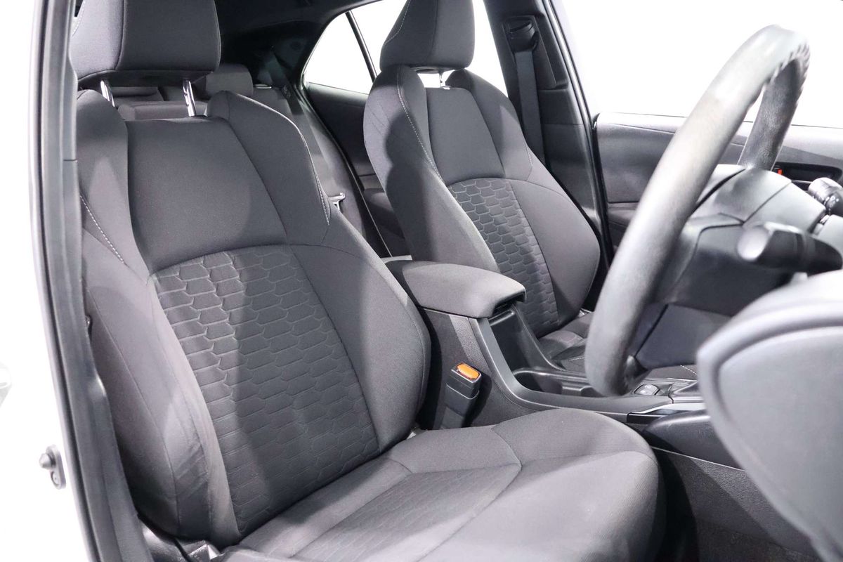 2022 Toyota Corolla Ascent Sport Hybrid ZWE211R