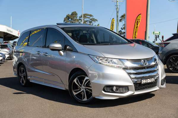 2015 Honda Odyssey VTi-L 5th Gen