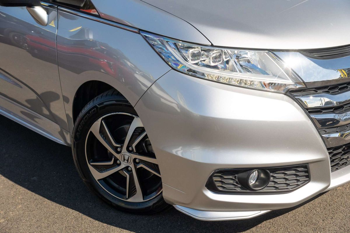 2015 Honda Odyssey VTi-L 5th Gen