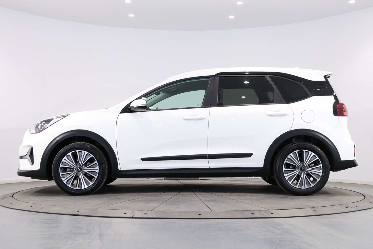 2022 Kia Niro HEV S SG2