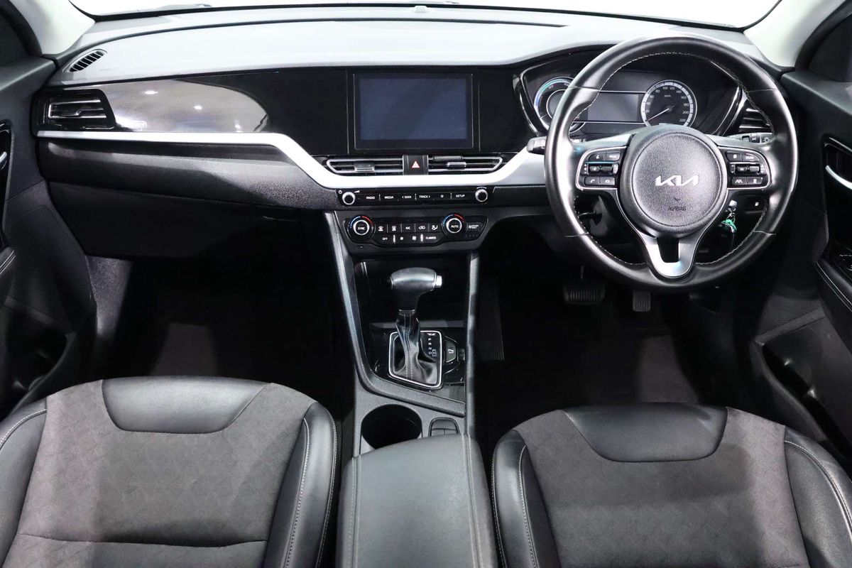 2022 Kia Niro HEV S SG2