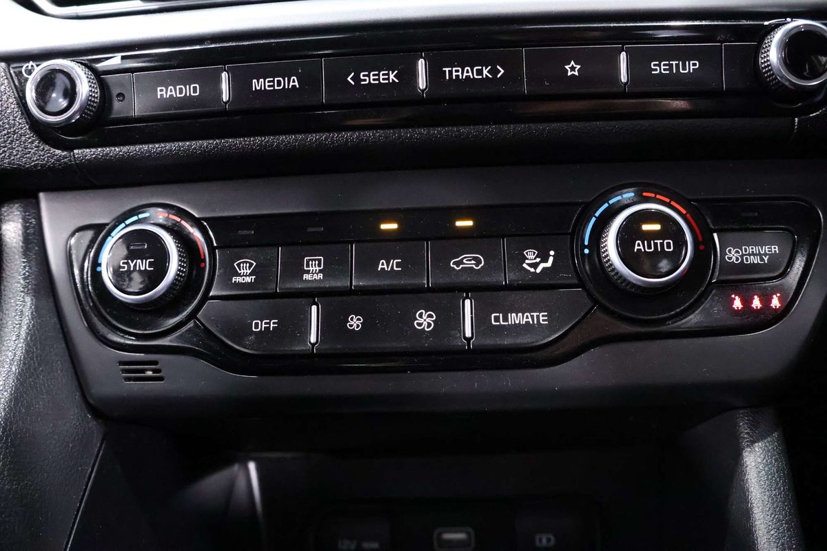 2022 Kia Niro HEV S SG2