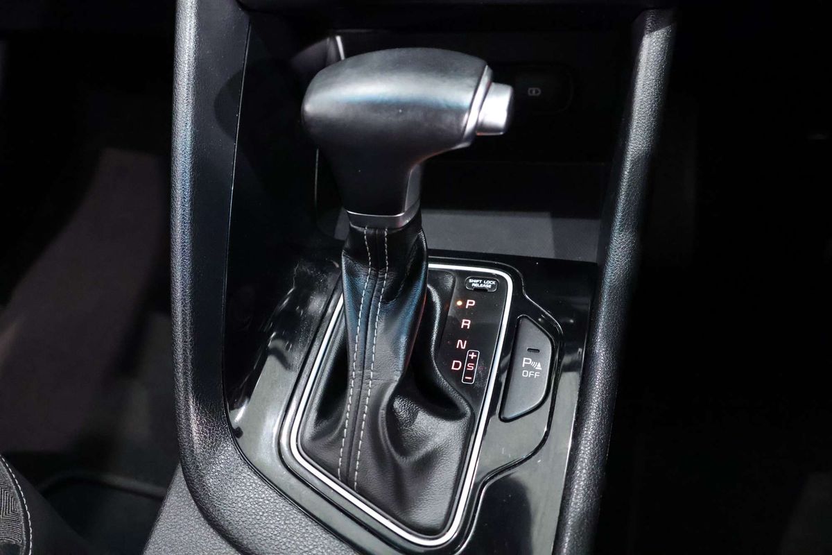 2022 Kia Niro HEV S SG2