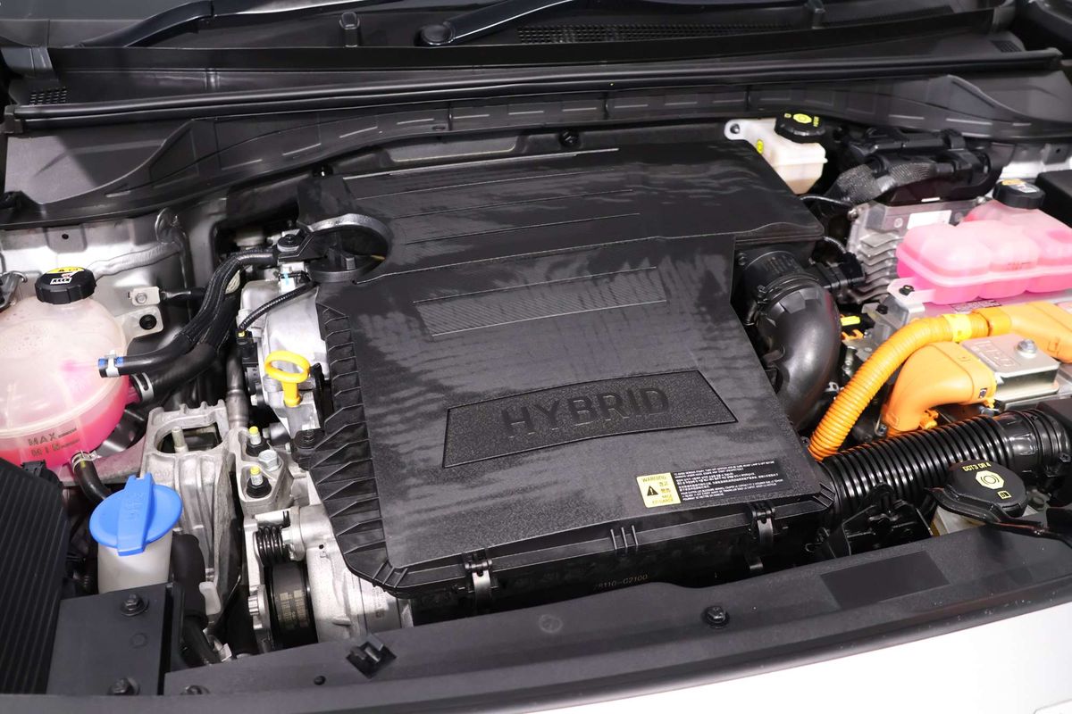 2021 Kia Niro Hybrid Sport DE