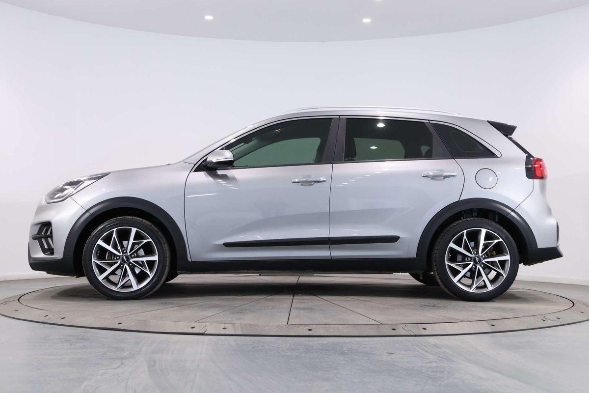 2021 Kia Niro Hybrid Sport DE