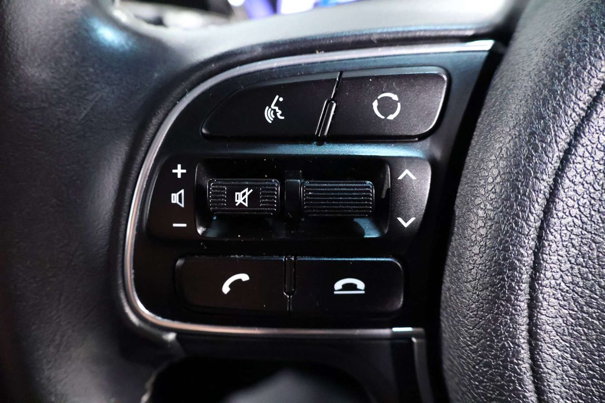 2021 Kia Niro Hybrid Sport DE