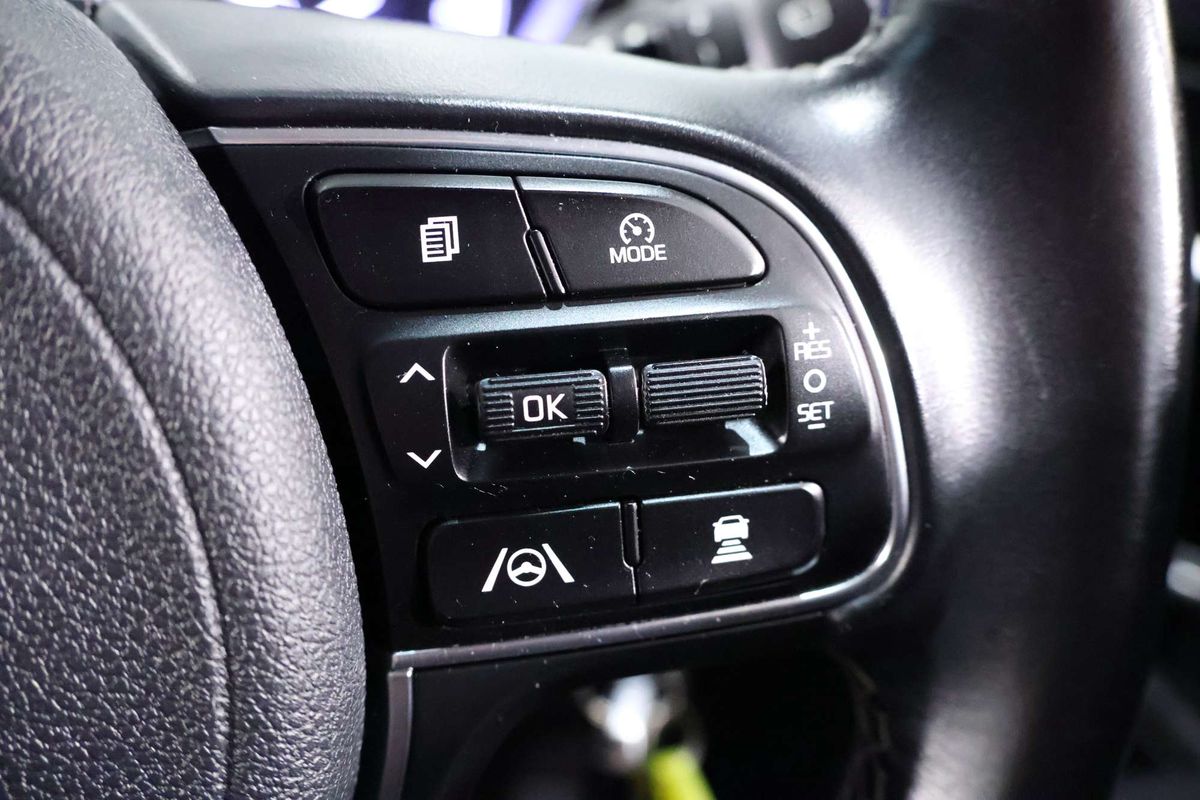 2021 Kia Niro Hybrid Sport DE