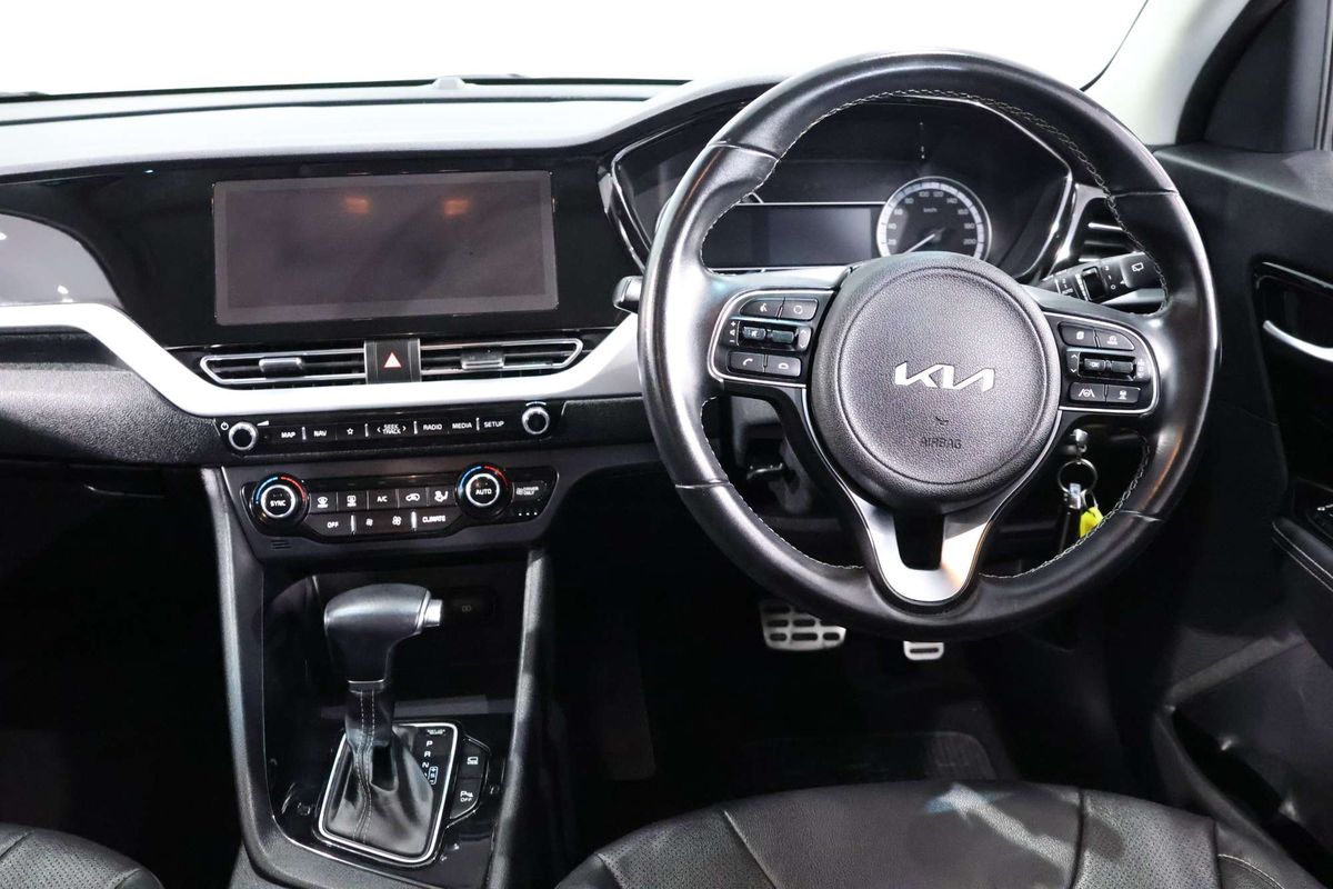 2021 Kia Niro Hybrid Sport DE