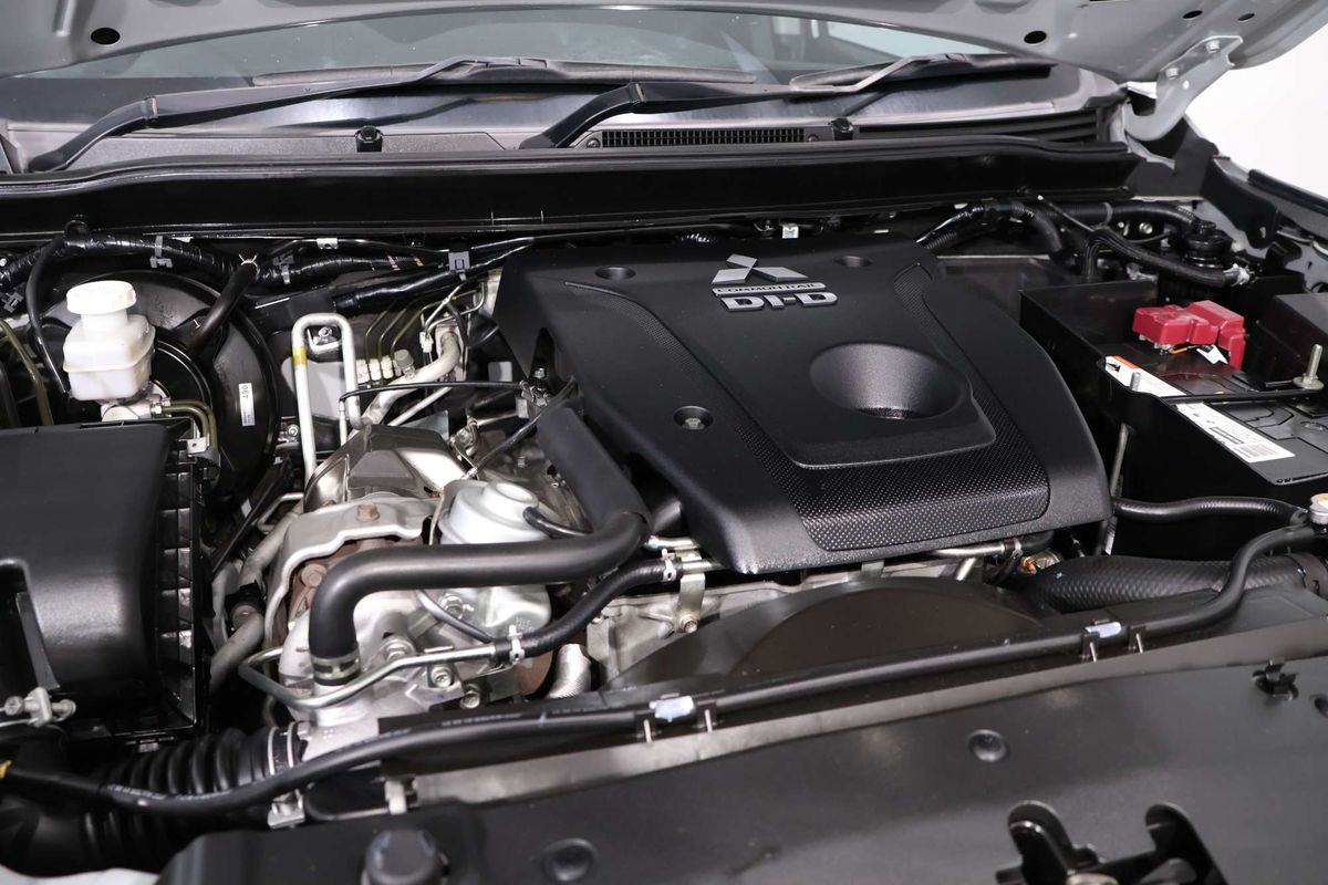 2021 Mitsubishi Pajero Sport GLX QF