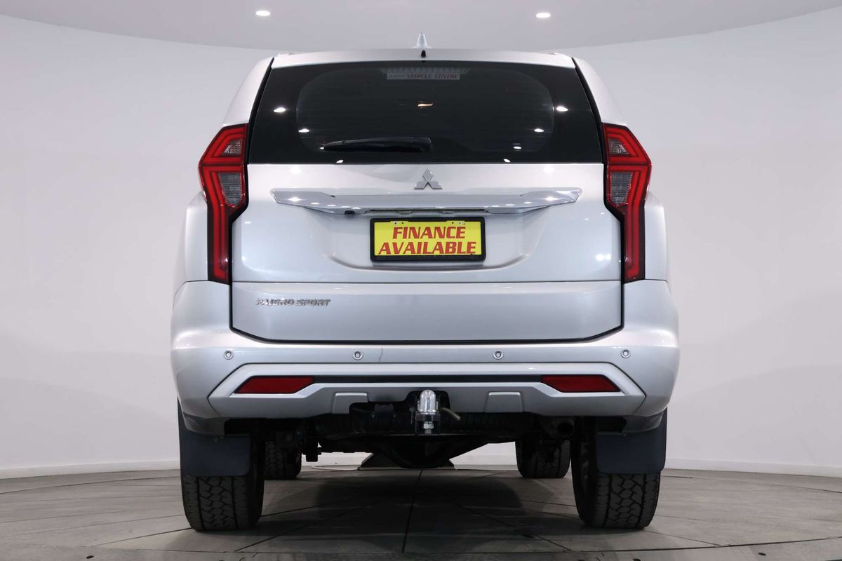 2021 Mitsubishi Pajero Sport GLX QF