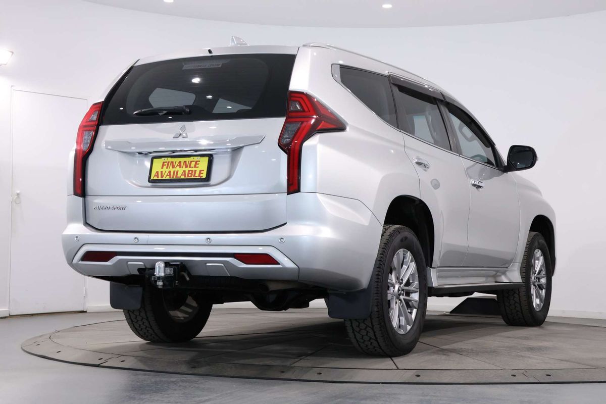 2021 Mitsubishi Pajero Sport GLX QF