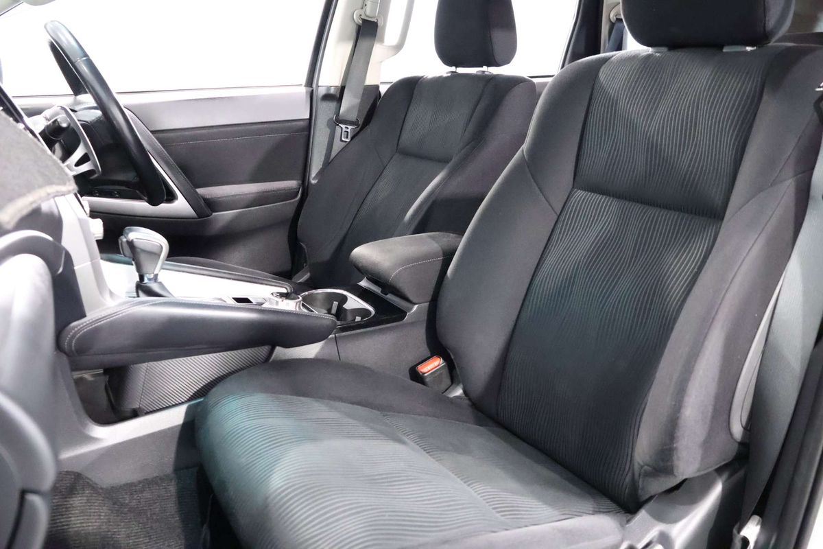 2021 Mitsubishi Pajero Sport GLX QF