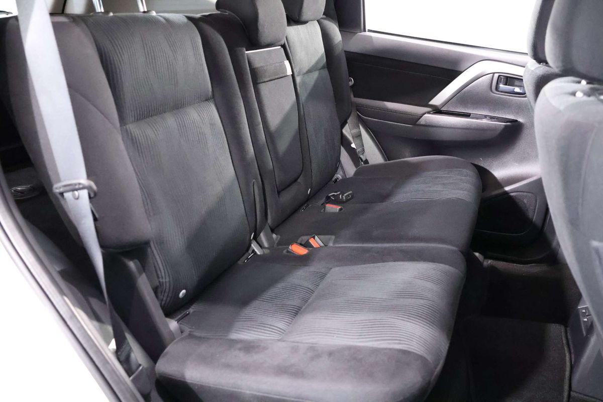 2021 Mitsubishi Pajero Sport GLX QF