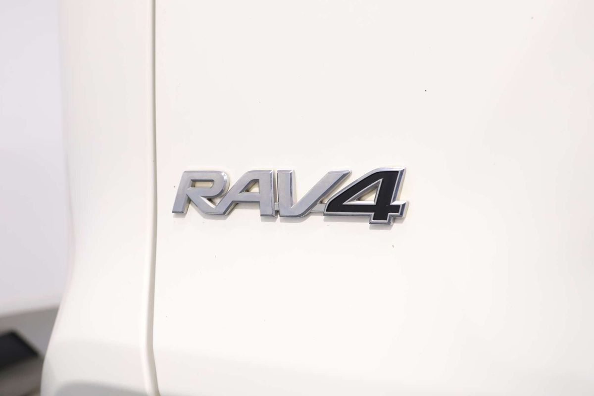 2021 Toyota RAV4 GXL AXAH54R