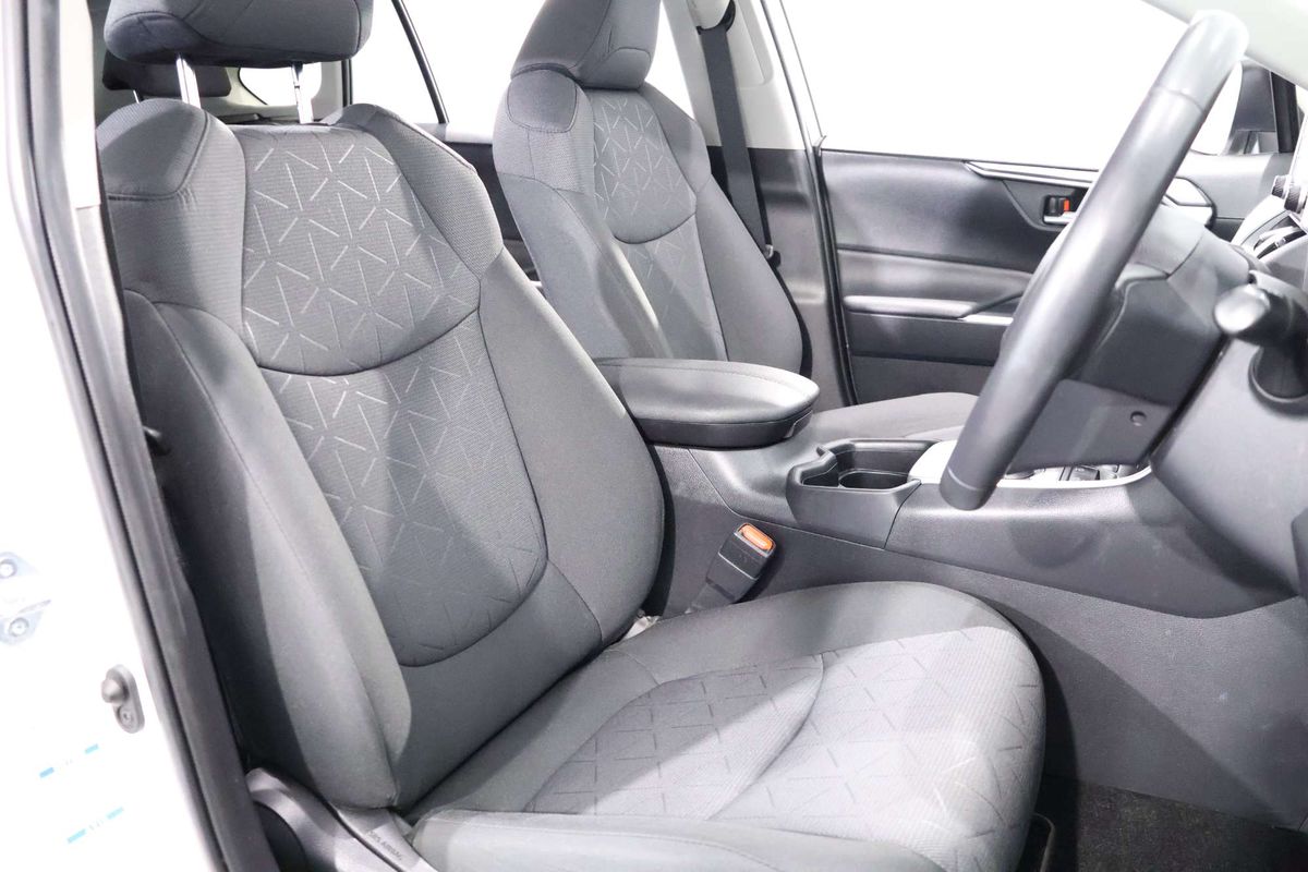 2021 Toyota RAV4 GXL AXAH54R