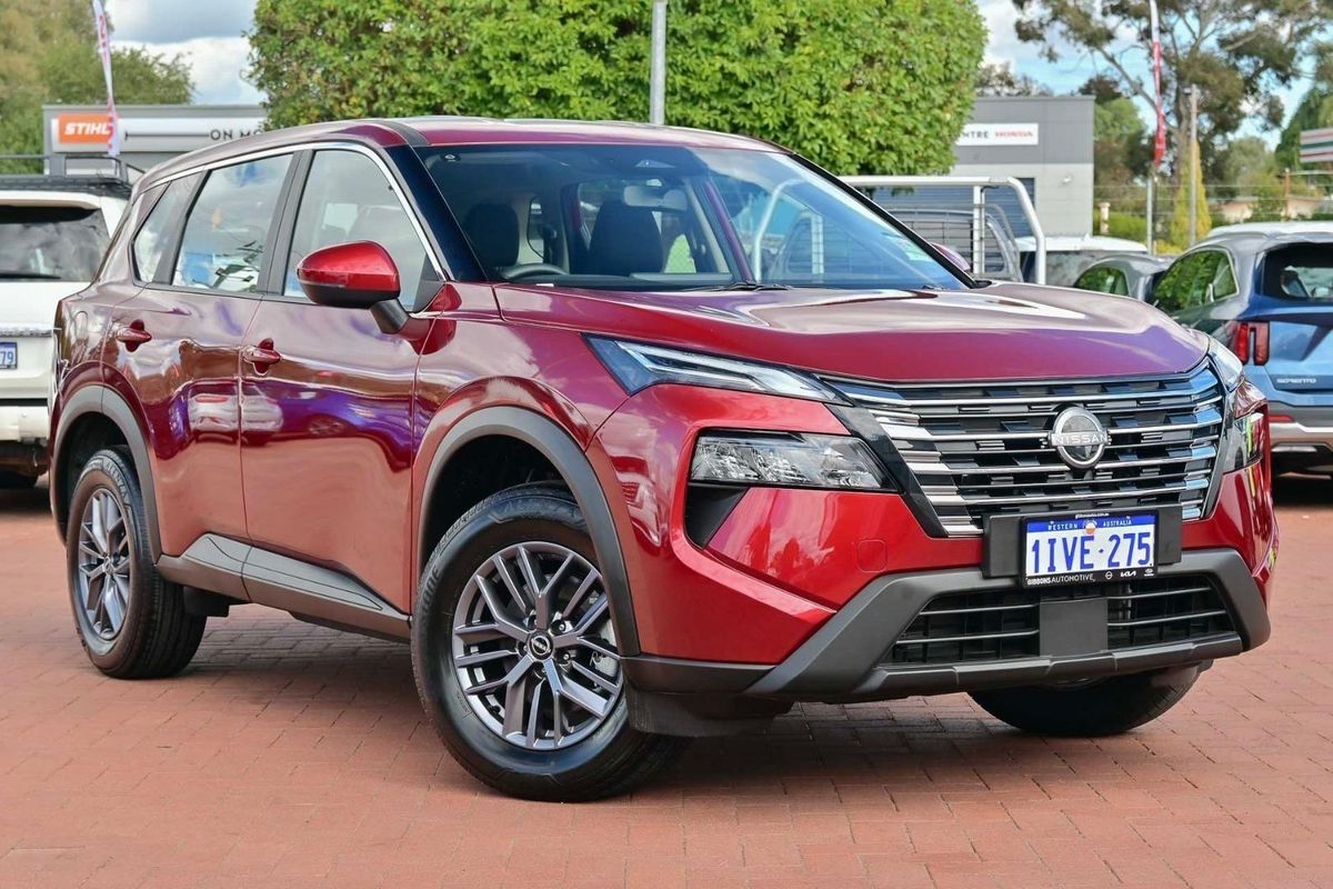 2025 Nissan X-TRAIL ST T33