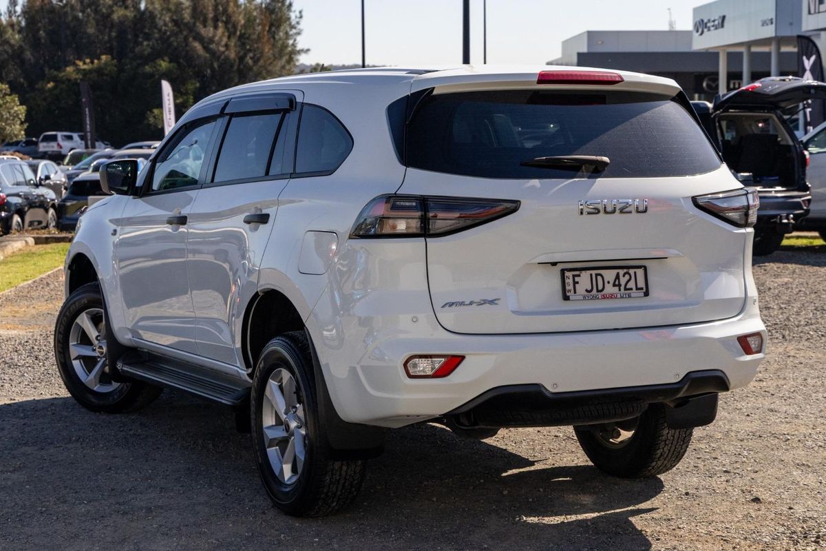 2024 Isuzu MU-X LS-M