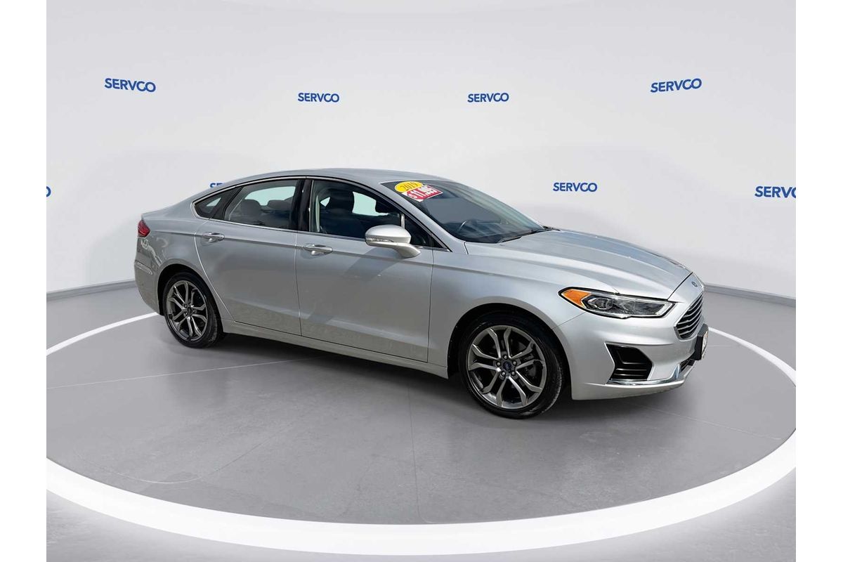 2019 Ford FUSION SEL