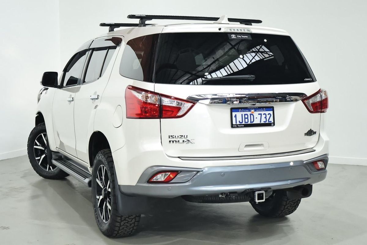 2021 Isuzu MU-X LS-U