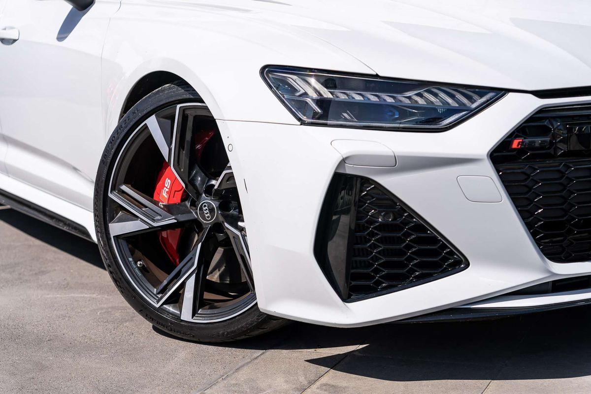 2021 Audi RS6 C8