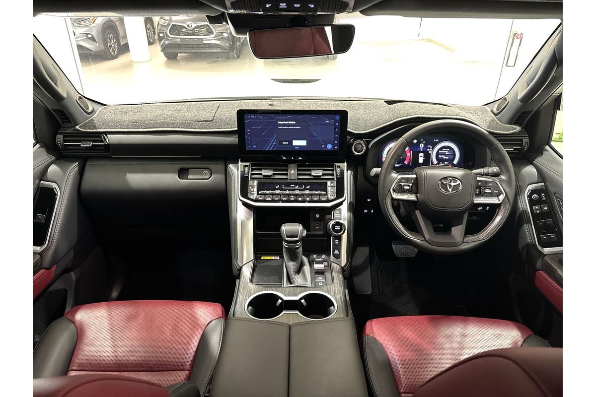 2025 Toyota Landcruiser Sahara ZX FJA300R
