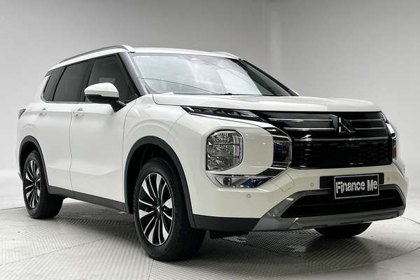 2025 Mitsubishi Outlander LS ZM