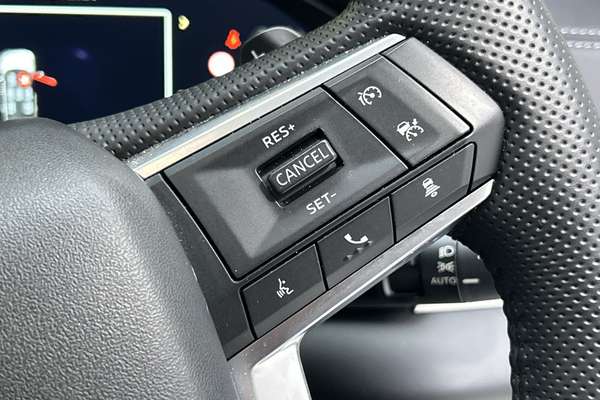2025 Mitsubishi Outlander LS ZM thumb-17