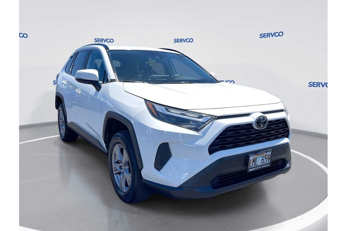 2022 Toyota RAV4 XLE