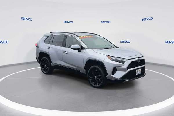 2024 Toyota RAV4 Hybrid SE