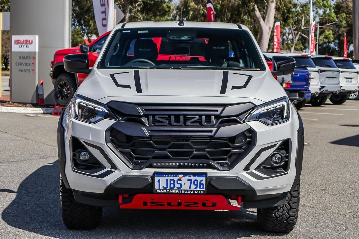 2026 Isuzu D-MAX BLADE 4X4