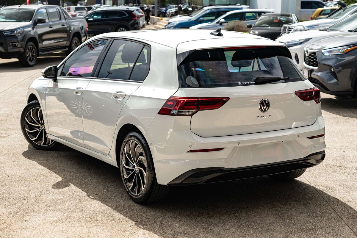 2021 Volkswagen Golf 110TSI 8