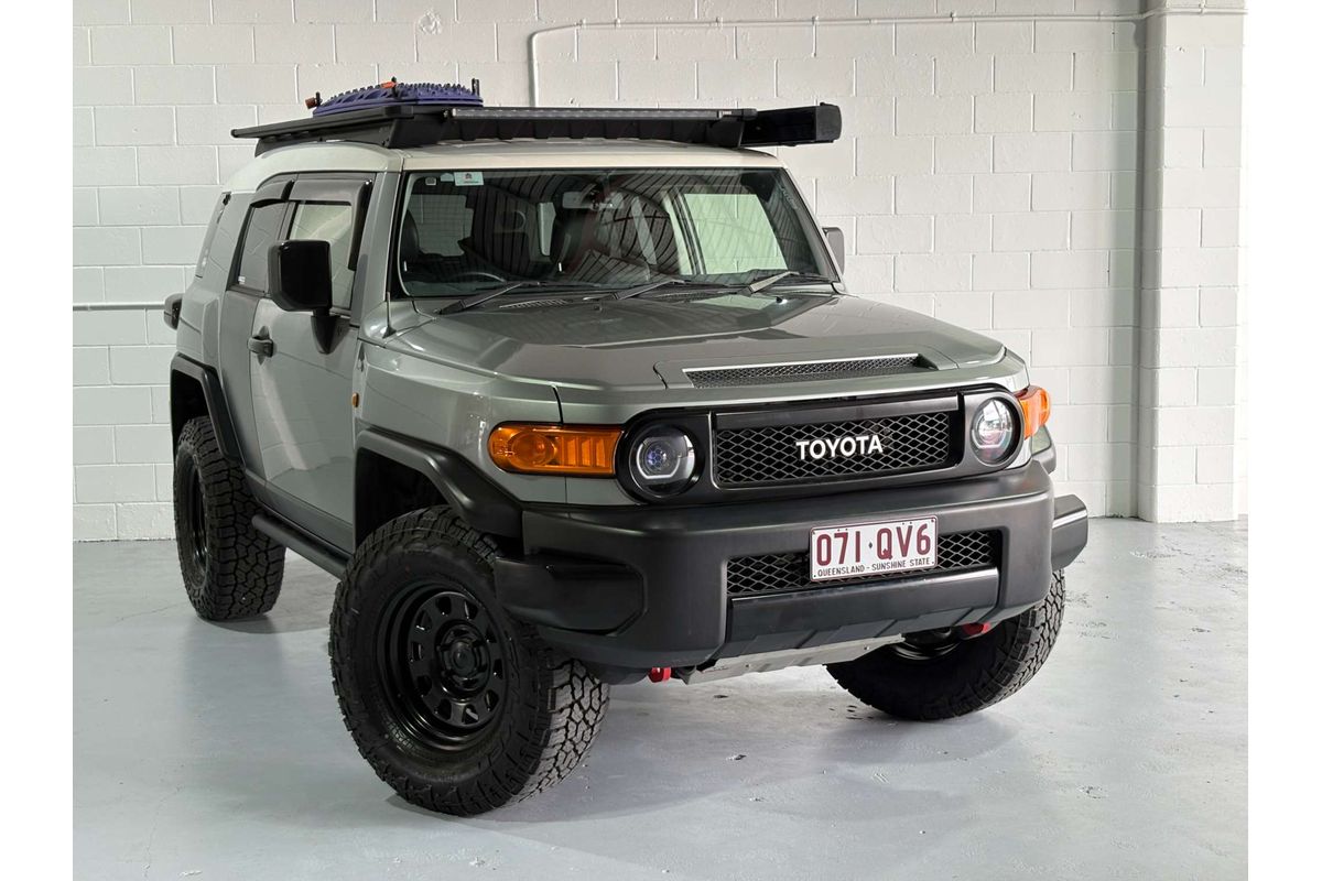 2012 Toyota FJ Cruiser GSJ15R