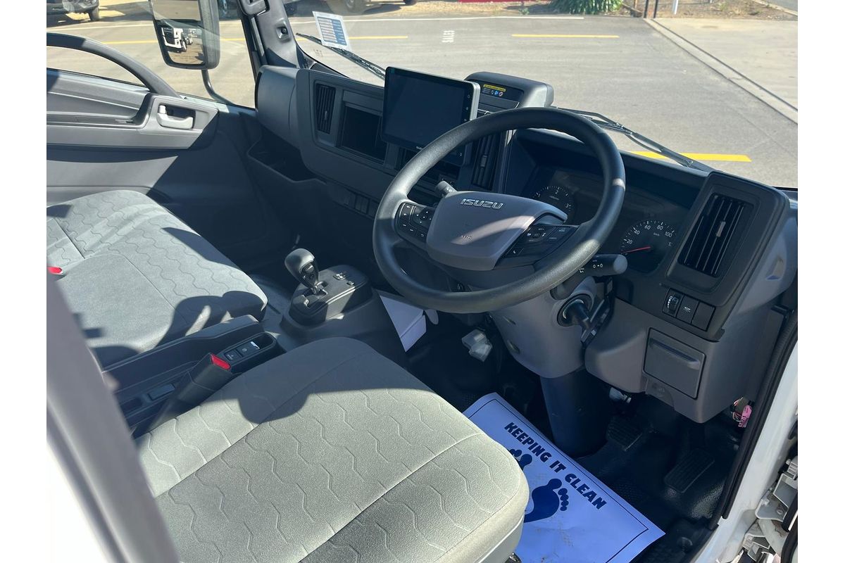 2025 Isuzu Nqr 88-190 Am D42 image 5