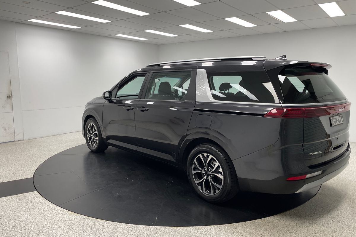 2023 Kia Carnival