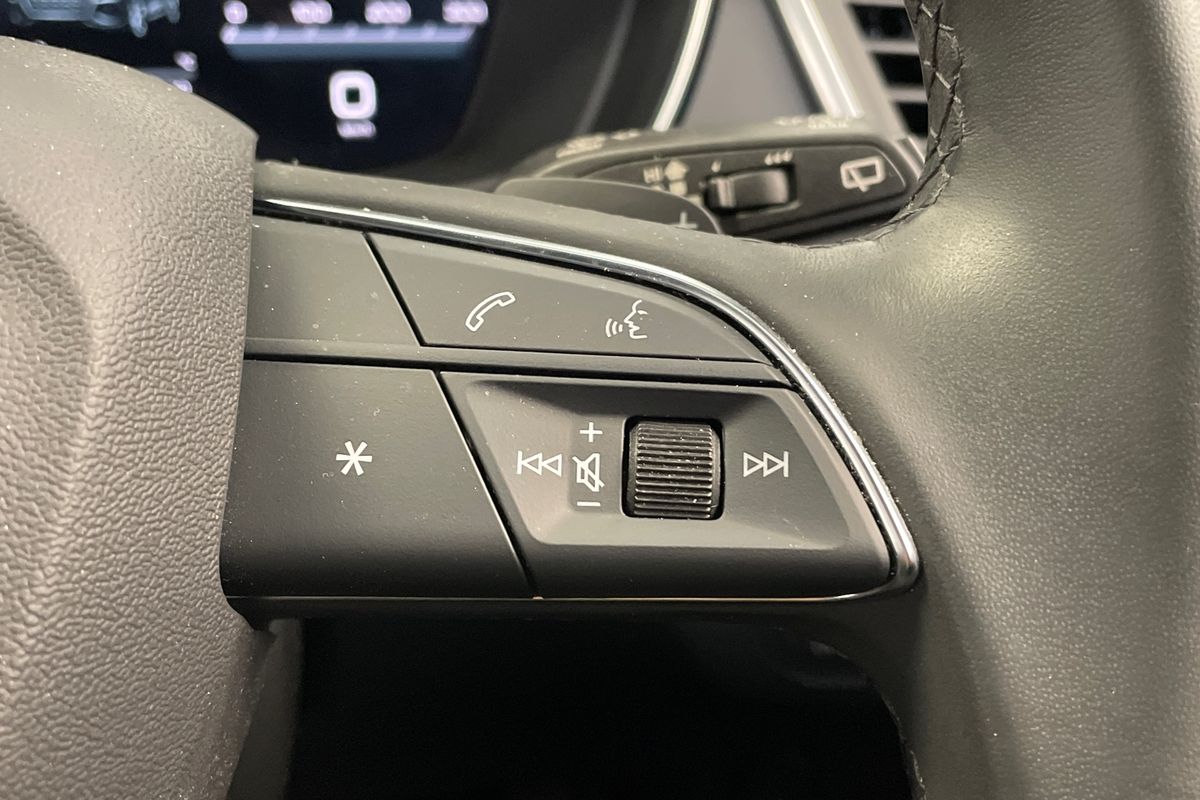 2023 Audi Q5 45 TFSI Sport FY