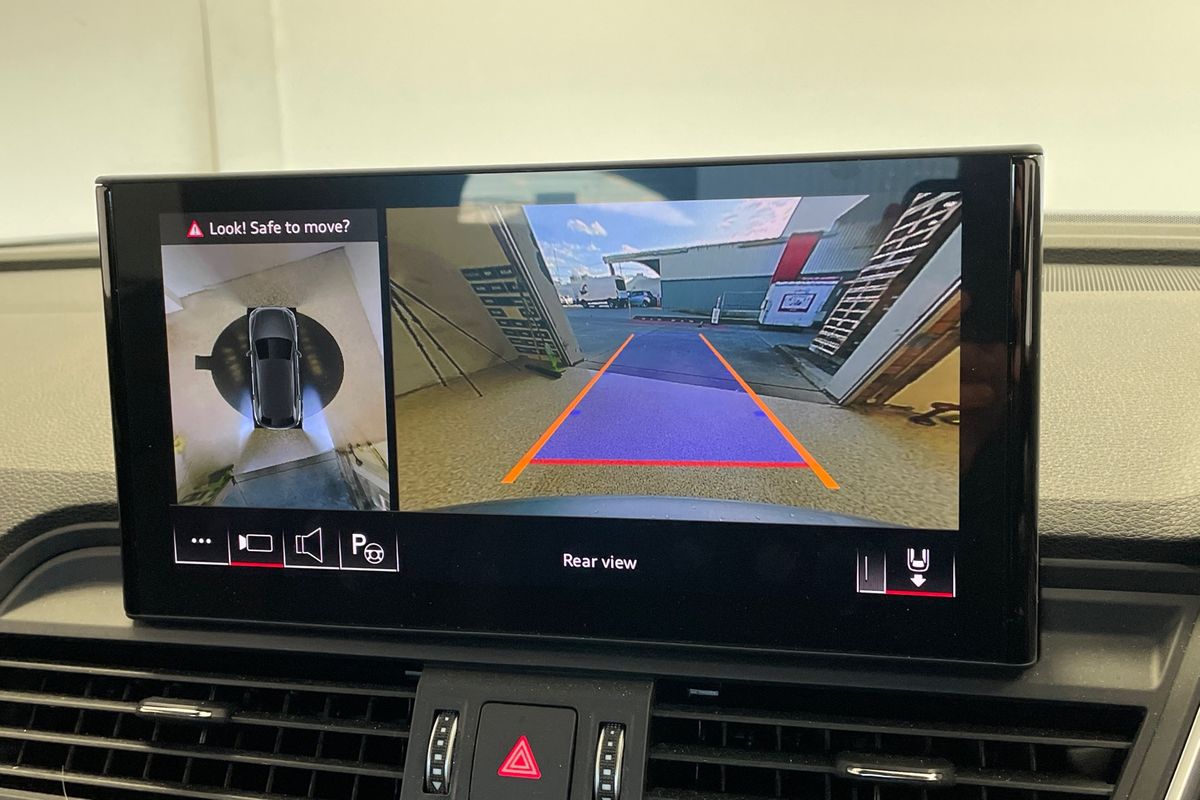 2023 Audi Q5 45 TFSI Sport FY