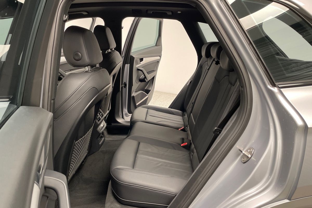 2023 Audi Q5 45 TFSI Sport FY