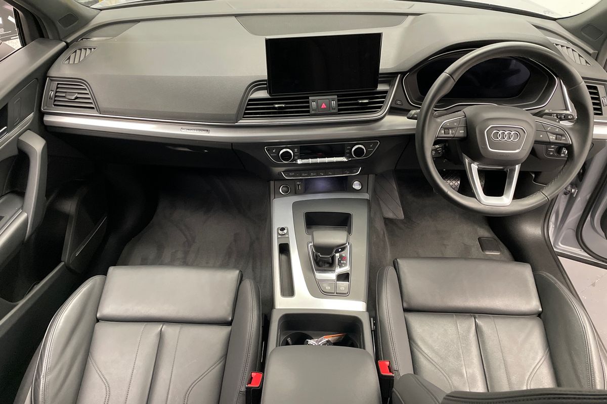 2023 Audi Q5 45 TFSI Sport FY