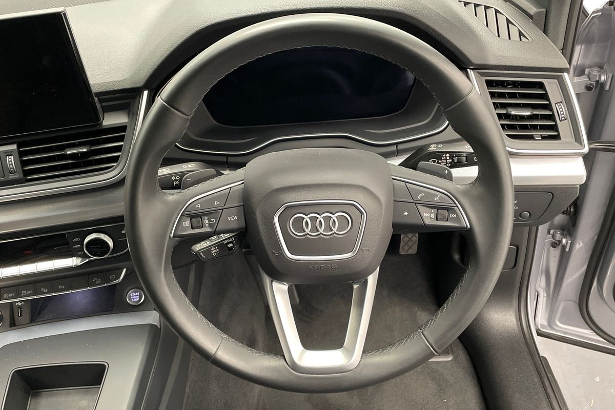 2023 Audi Q5 45 TFSI Sport FY