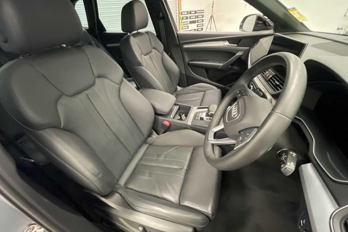 2023 Audi Q5 45 TFSI Sport FY