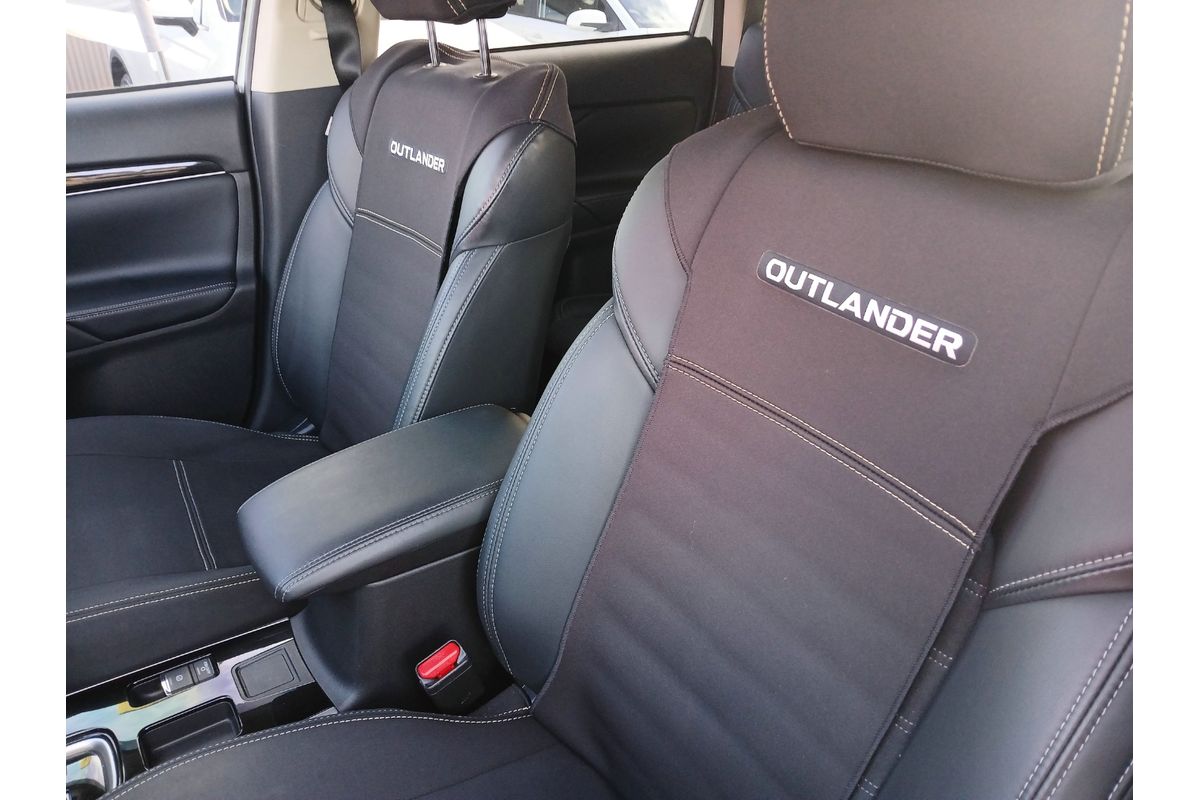 2019 Mitsubishi Outlander LS ZL image 21
