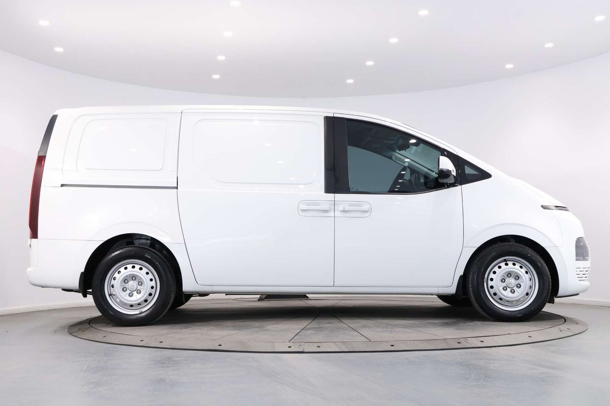 2023 Hyundai STARIA LOAD US4.V2