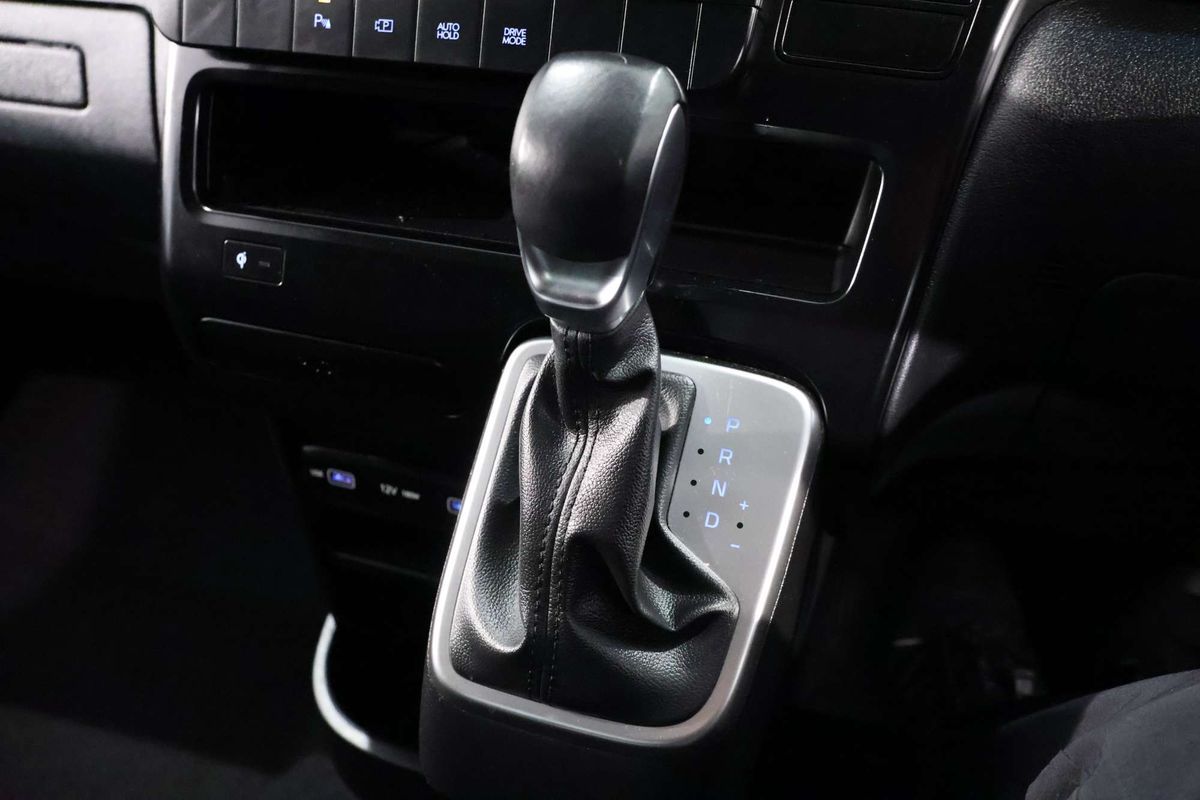 2023 Hyundai STARIA LOAD US4.V2