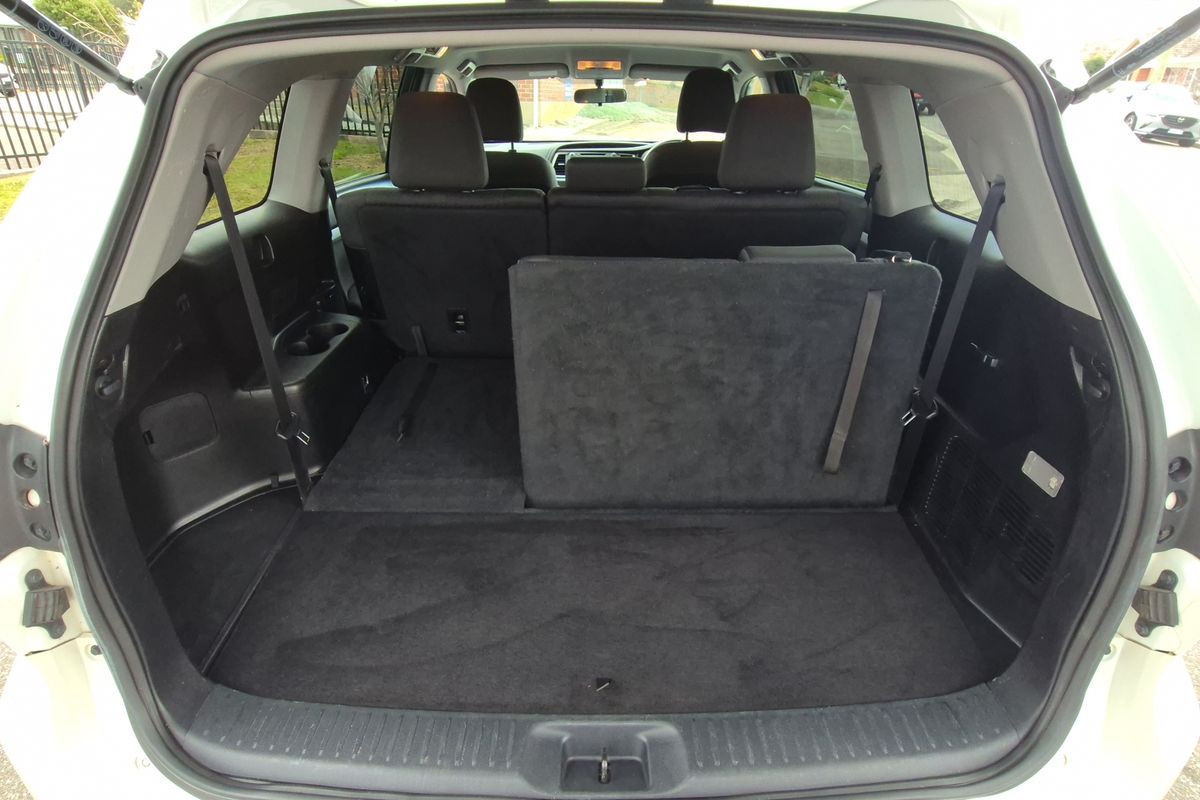 2016 Toyota Kluger GX GSU55R