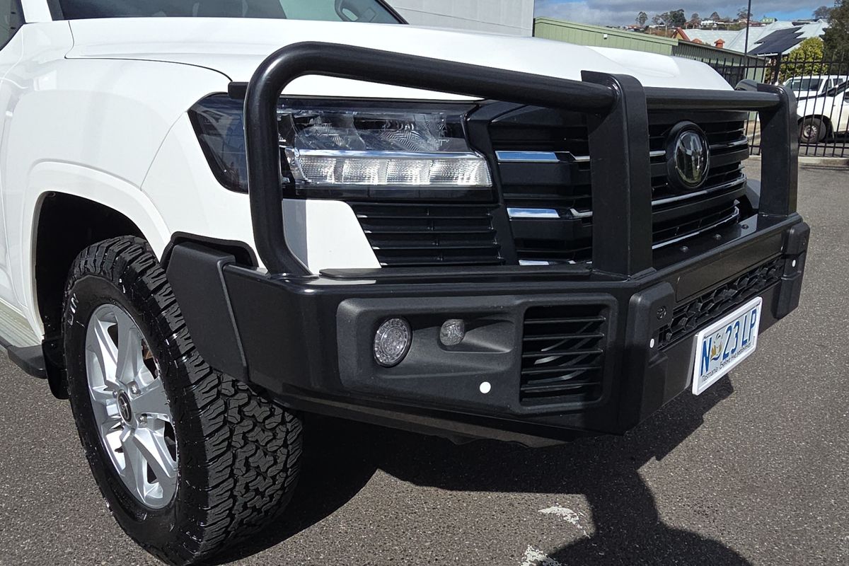 2024 Toyota Landcruiser GXL FJA300R