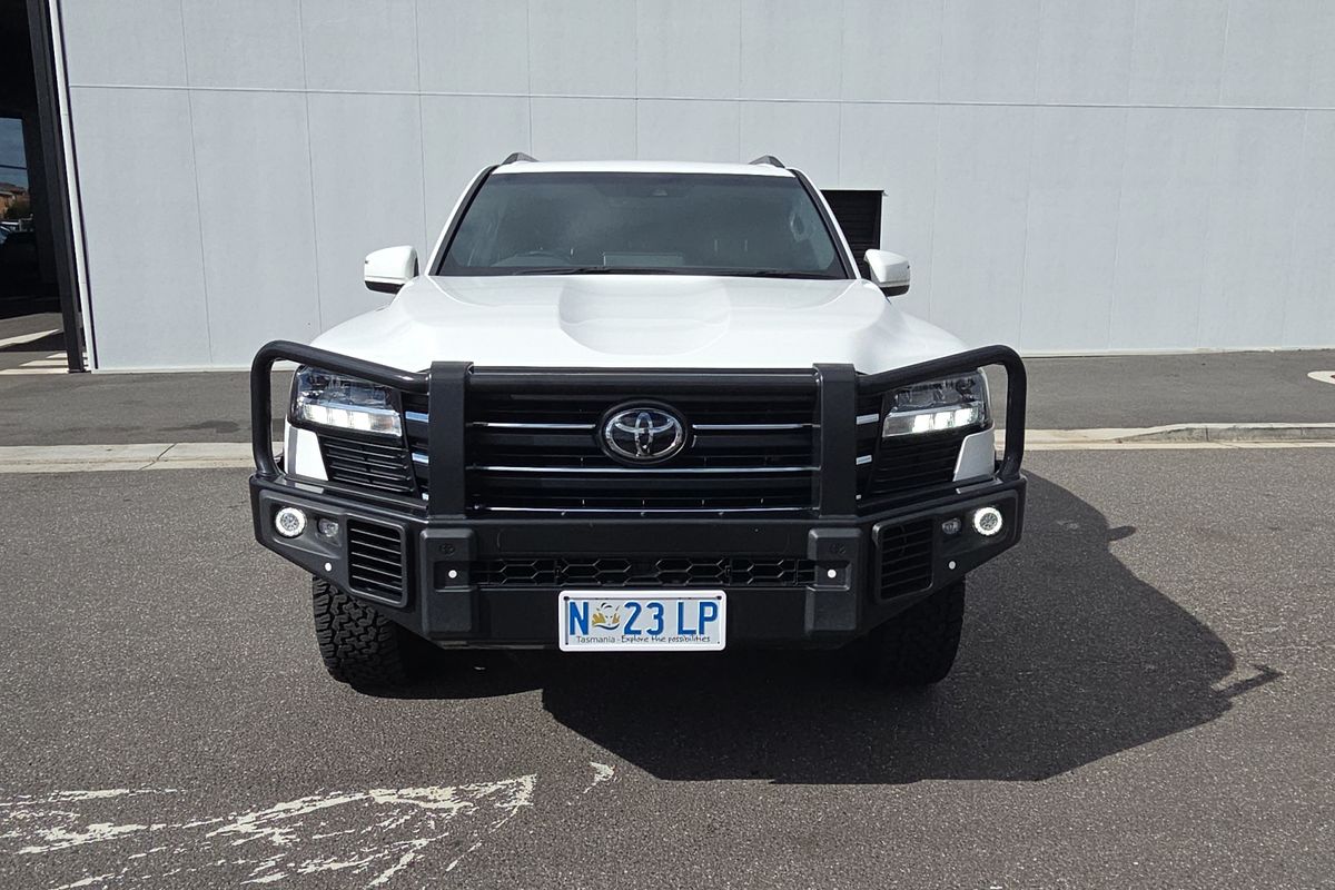 2024 Toyota Landcruiser GXL FJA300R