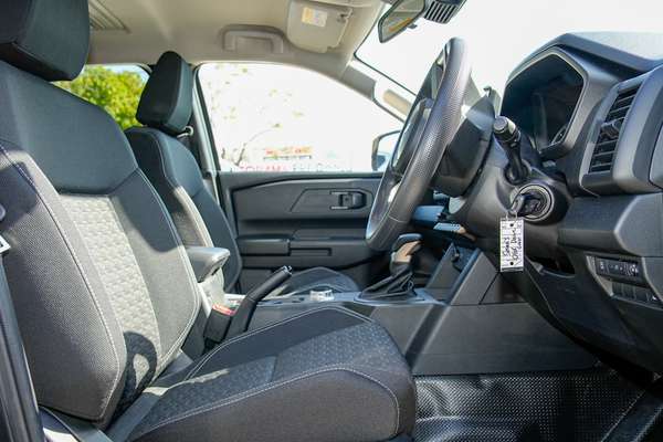 2025 Mitsubishi Triton GLX+ MV 4X4 thumb-9